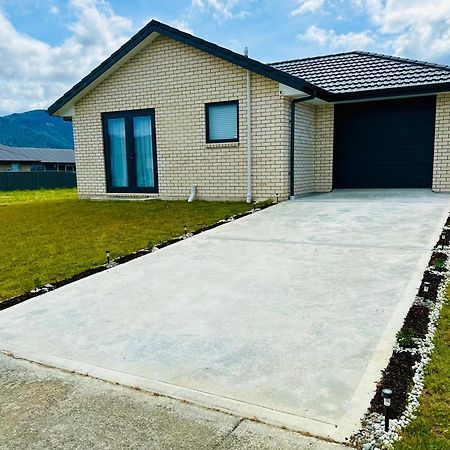 Holiday Home In Beautiful Te Anau Eksteriør bilde
